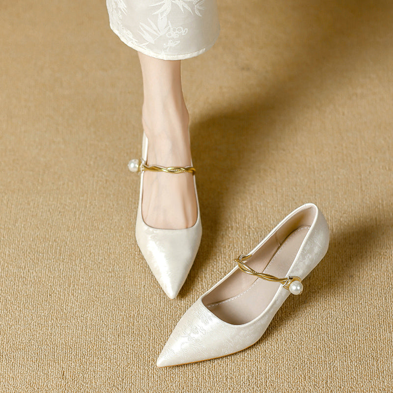 Elegant Classic Women's Pumps