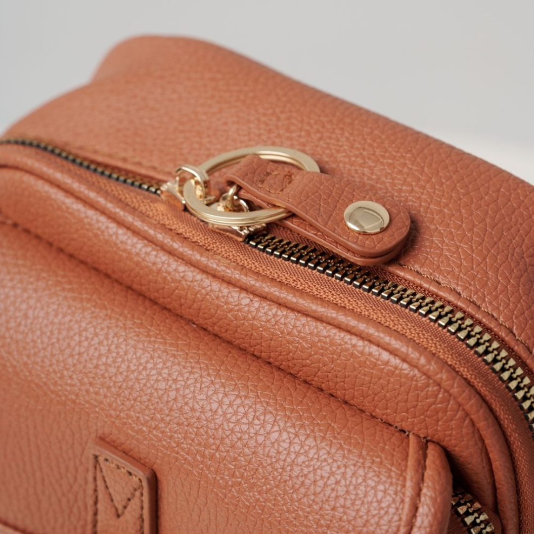 Women's Elegant Roomy Shoulder Bag