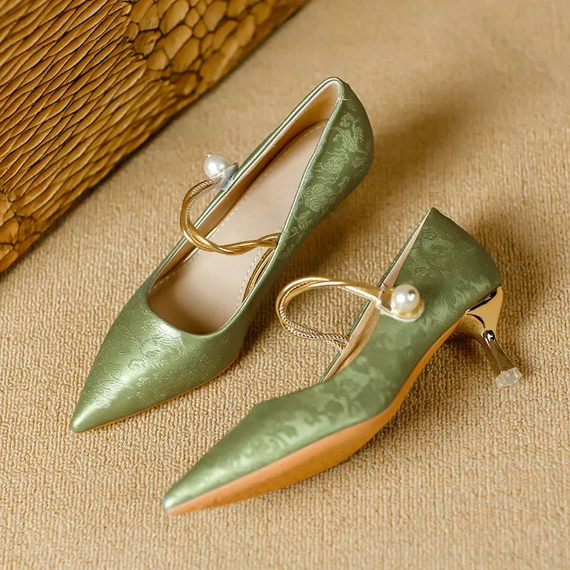 Elegant Classic Women's Pumps